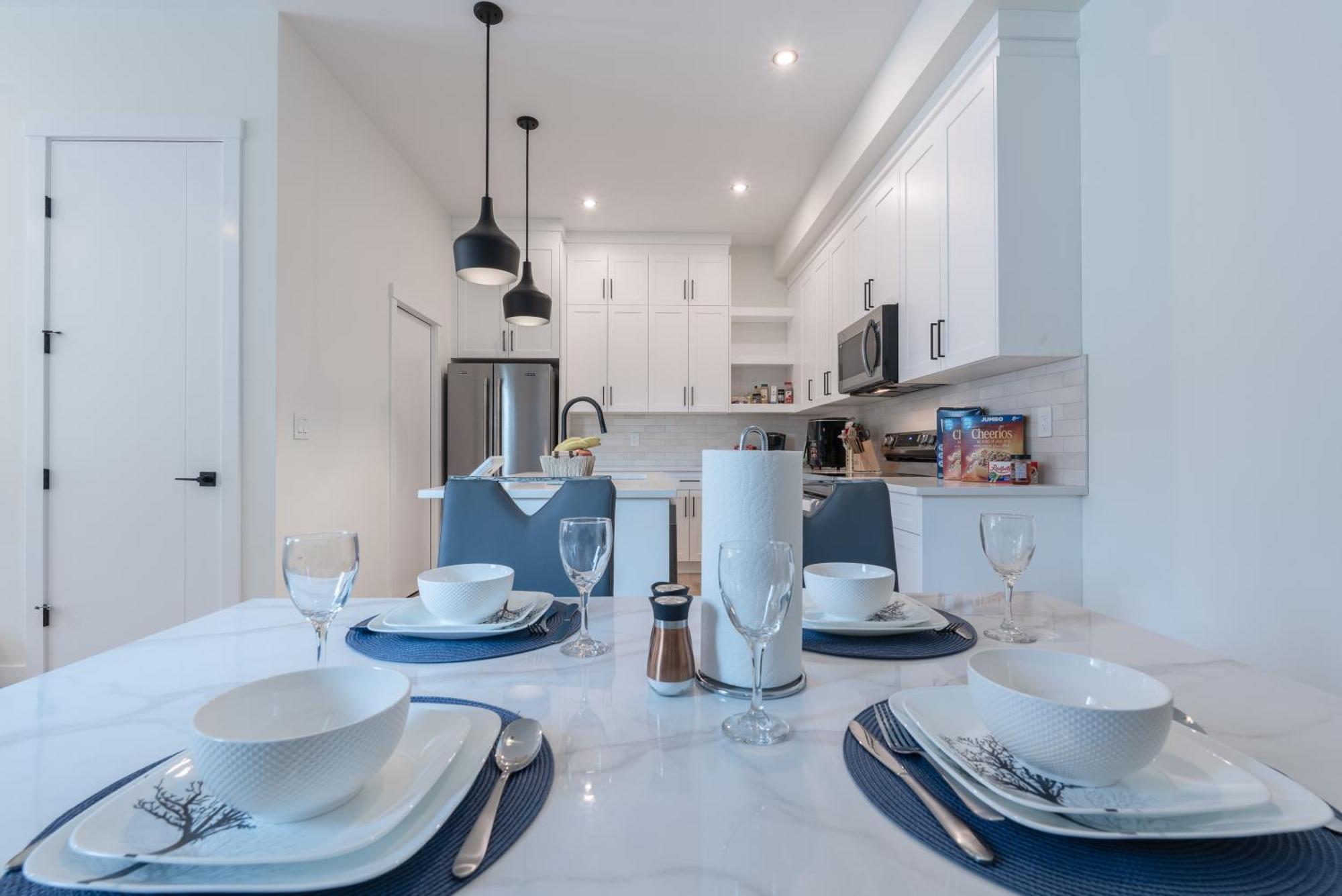 1 Of Lovely Montgomery Home, Downtown Calgary